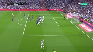 به بهانۀ تولد 27 سالگی کاسمیرو: 14 گل زیبای او در رئال مادرید