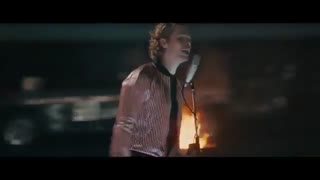 موزیک ویدیو Lie To Me از 5SOS (از دستش ندید خیلی خوبه اهنگش :> )