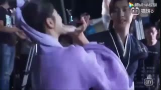 کلیپ پشت صحنه سریال خاکستر عشق_فقط صدای خنده های ققنوس(دنگ لان)