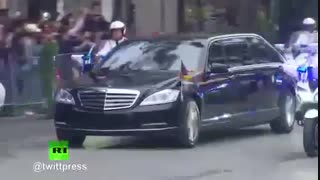 اسکورت رهبر کره شمالی در ویتنام   لحظه خروج کیم جونگ اون از هتل محل اقامت خود در هانوی و حرکت با کاروان تشریفات