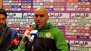 کنفرانس خبری منصوریان پس از تساوی ذوب آهن مقابل ماشین سازی