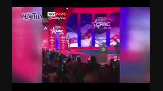 رقص با پرچم /ترامپ باز هم مضحکه شد