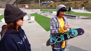 دختران اسکیت‌باز؛ نشاط و سادگی در قلب تهران