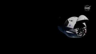 لحظه اتصال سفینه فضایی اسپیس ایکس دراگون به ایستگاه فضایی