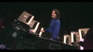 Yanni Sings! – FROM THE VAULT "Never Too Late" Live (HD-HQ)