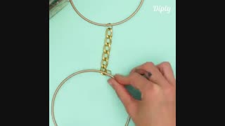 قاب عکس زنجیری
