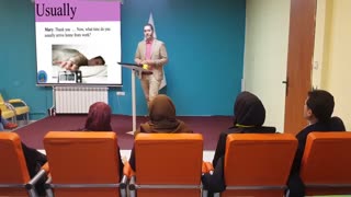 آموزش زبان انگلیسی (جلسه اول  Essential 2  در یک دقیقه )