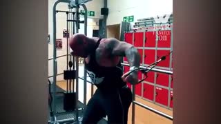 Unreal BODYBUILDER-MUTANT went to the GYM
