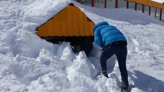 بارش سنگین برف در بام خراسان پیست اسکی شیرباد  دولت آباد  (مشهد)