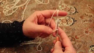 آموزش بافتنی ( زنجیربافی قسمت ۱ ) توسط خانم منیژه غفاری