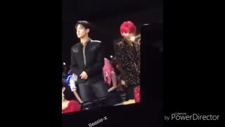 Vkook دیدنش واجب بر تمام  کی پاپر ها