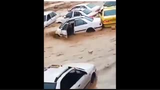 لحظاتی از سیل هولناک در دروازه قران شیراز
