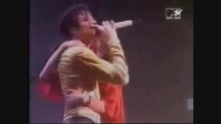 مایکل واقعا طرفدارانش را دوست داشت........