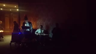 ۰۹۱۲۱۸۹۷۷۴۲ مداحی مراسم مادر و پدر