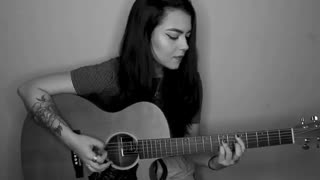 گیتار زدن دختر + لینک  ویژه پیشنهاد شگفت انگیز دیجی کالا