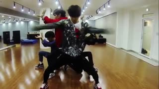 20 Powerful K-Pop Choreography Moves Where Idols Move As A Single Unit