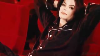 موزیک SPEECHLESS مایکل جکسون بامیکسی زیبا از عکس هایش.. ارامش بخش ترین اهنگ .......