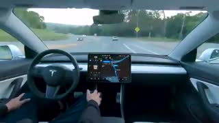 کنفرانس تکنولوژی رانندگی خودکار تسلا