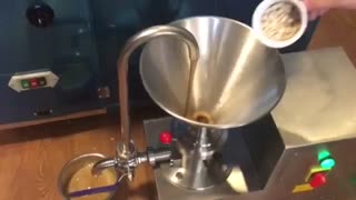 دستگاه کره بادام زمینی و ارده سازبا ظرفیت بالا