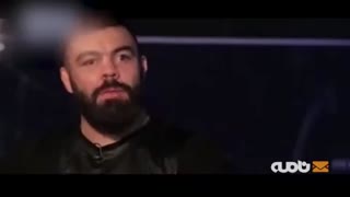 حاشیه‌هایی از مبارزه در قفس از زبان امیر علی‌اکبری