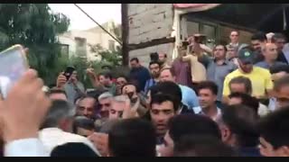 بدرقه پرشور دکتر احمدی نژاد پس از سخنرانی در مراسم جشن میلاد حضرت معصومه(س) بلیچینگ