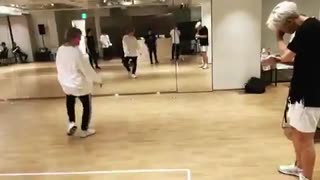 اپدیت اینستاگرام اوه سهون ⭕بالاخره اکسو هم تو این چالش شرکت کرد 