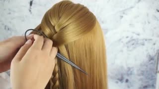 آموزش مدل بافت مو زیبا- مومیس مشاور و  مرجع تخصصی مو