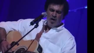 من مرد تنهای شبم