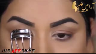 کلیپ خودآرایی به سبک بازیگران بالیوددی + آرایش مو