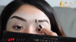 فیلم آموزش آرایش و طراحی ابرو با سایه رنگ شکلاتی