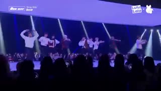 Stray kids- boxer