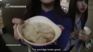 غذا خوردن بلک پینک Blackpink