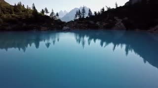 چشم انداز بی نظیر کوه های آلپ در سوئیس