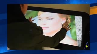 نمایشگر لمسی به همراه نرم افزار تخصصی سالن زیبایی