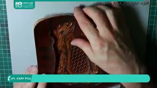 طراحی زیبای روی چرم با دست - کیف مبایل