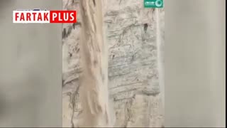 لحظه‌ای خارق‌العاده از سقوط آبشار در تنگه هایقر در فیروزآباد فارس