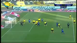 خلاصه بازی تماشایی سپاهان 2 - استقلال 2 (لیگ برتر ایران)